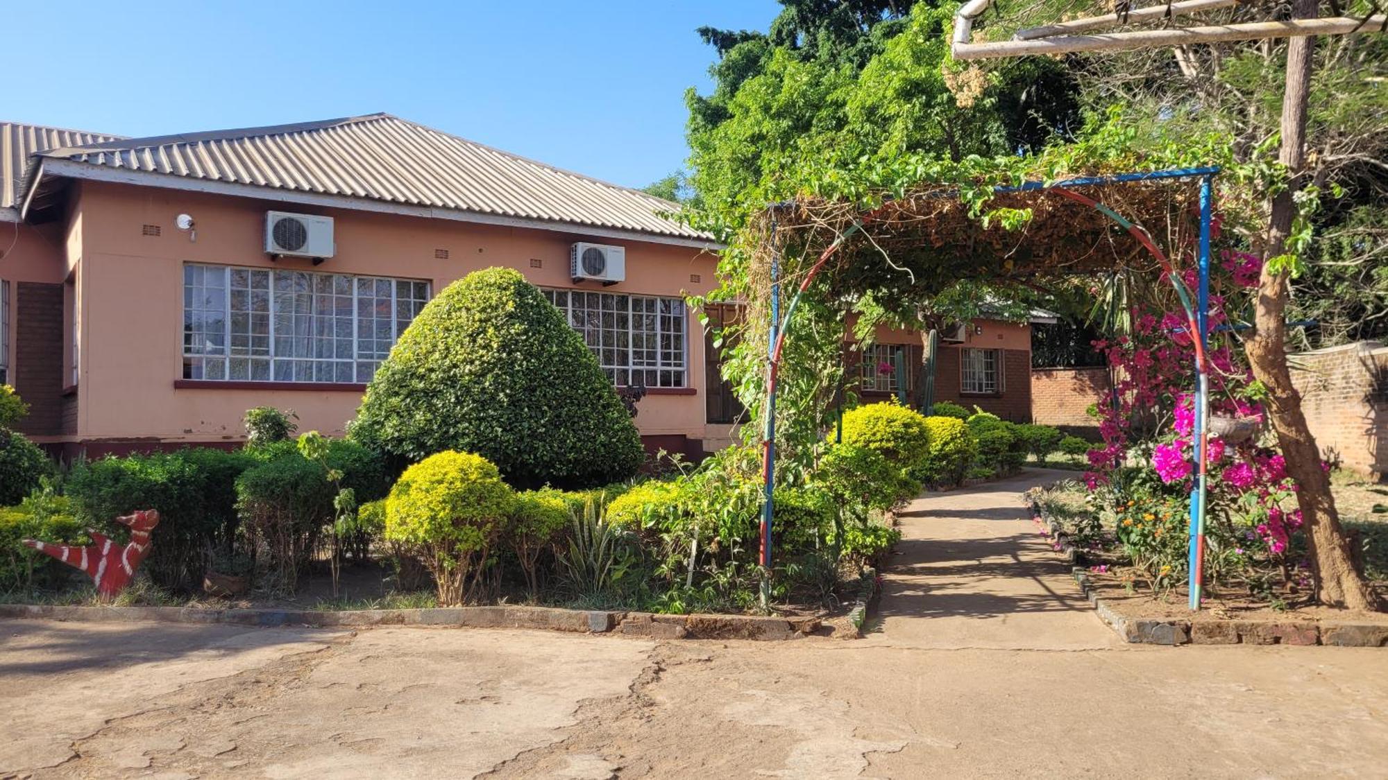 Quest Bed & Breakfast Lilongwe Dış mekan fotoğraf
