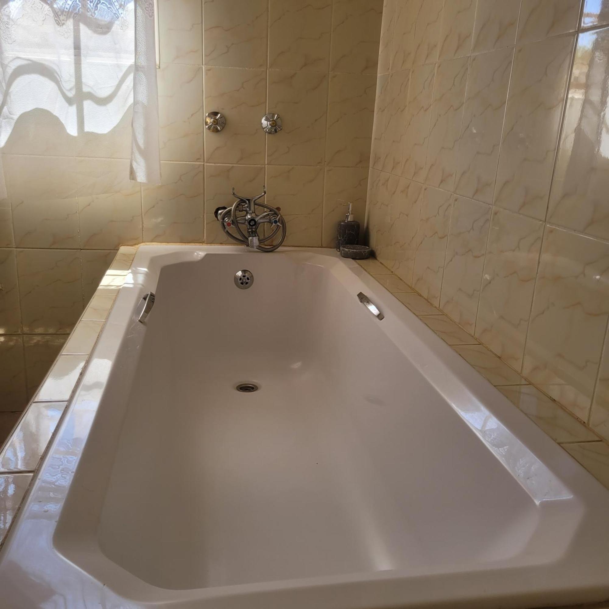 Quest Bed & Breakfast Lilongwe Dış mekan fotoğraf